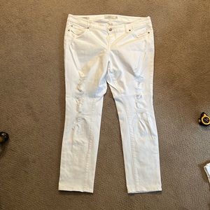 Torrid Distressed White Boyfriend Jeans size 18
